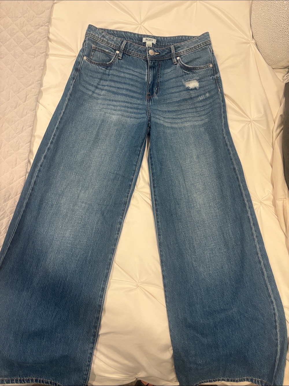 Roxy Medium Blue Wide-Leg Flare Jeans size 7